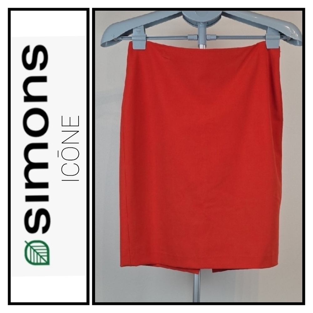Simons Icône Red Mini Skirt Women’s Size 6 | Sleek Stretch Bodycon Pencil Skirt